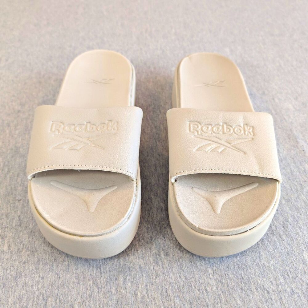 Reebok Men's Beige Slide Sandals Slip On Logo, US 6 EU 36 UK 3.5